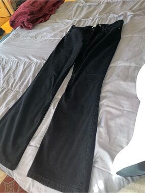 Levi's Black Flare Jeans - High Rise Wide Leg for woman